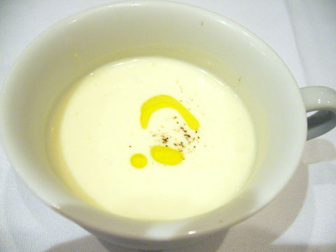 デンティーチェ（冷製スープ）.jpg